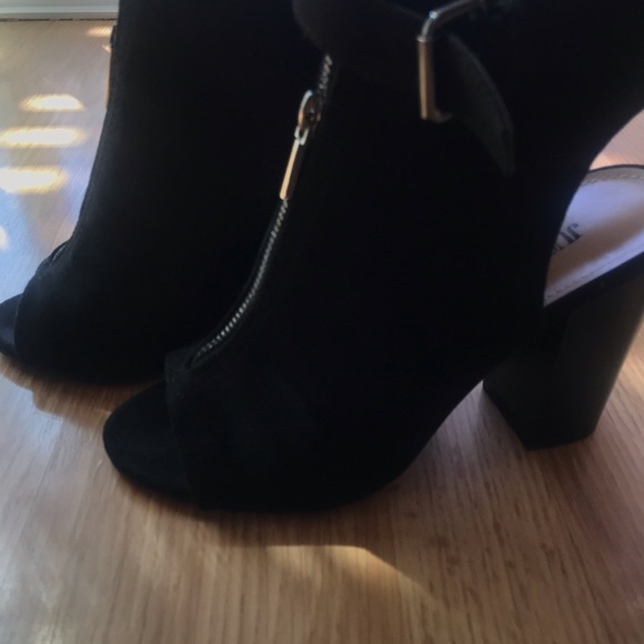 Just fab black open toe booties - Picture 2 of 6